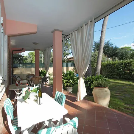 Villa Locazione Turistica La Lupa Forte dei Marmi