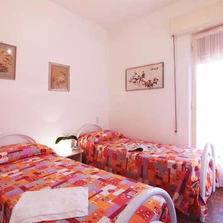 Locazione Turistica La Lupa פורטה דיי מארמי
